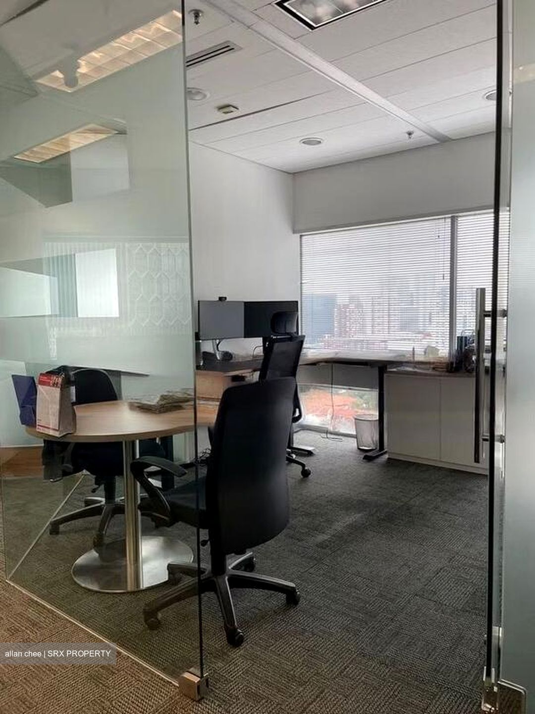 Gateway East (D7), Office #462622301